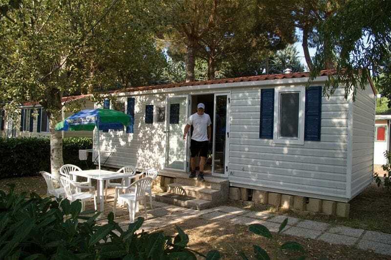 Camping & Village Polvese SantʼArcangelo Dış mekan fotoğraf